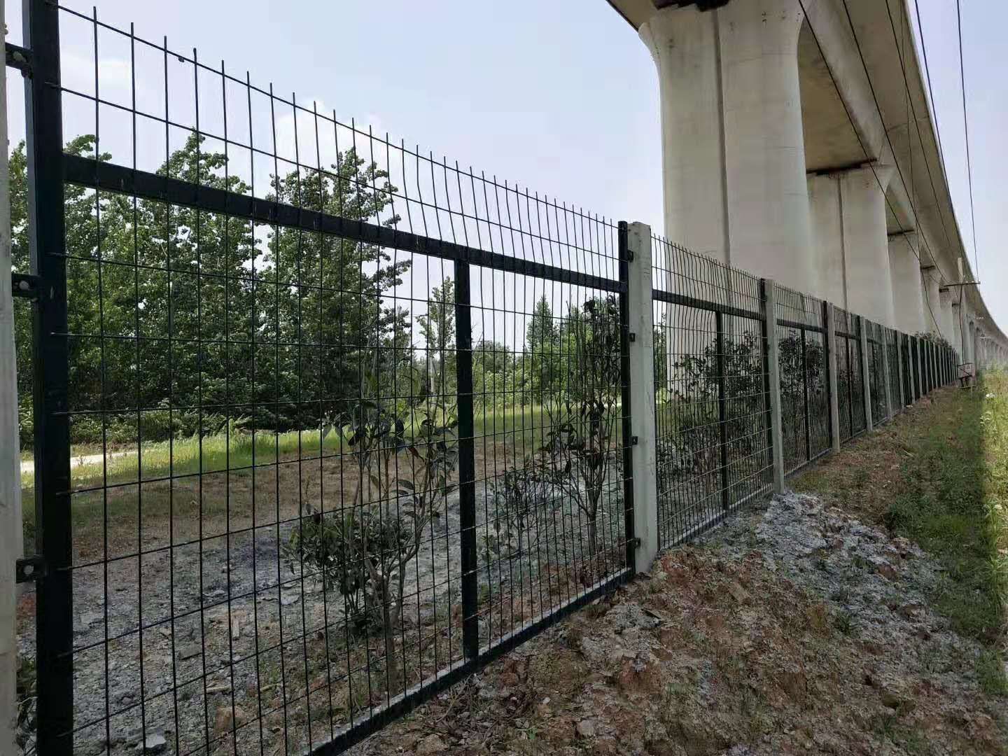 2026年光伏区防护围栏网厂家资质合规性选购参考
