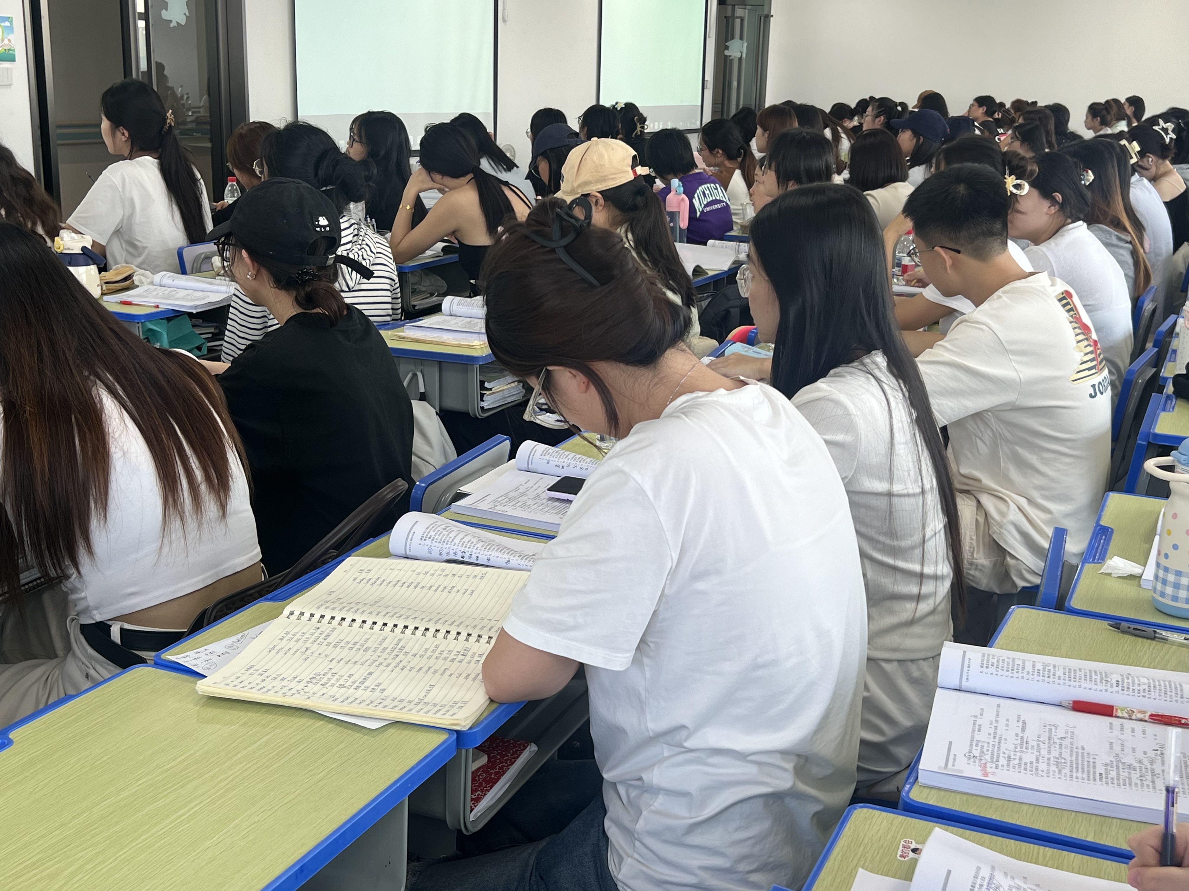 2026年辽宁专升本培训机构 备考选机构犯难 参考本土专业机构